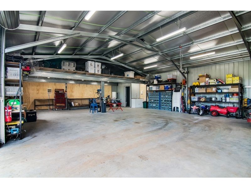 1 Oakford Place, Grose Wold NSW 2753