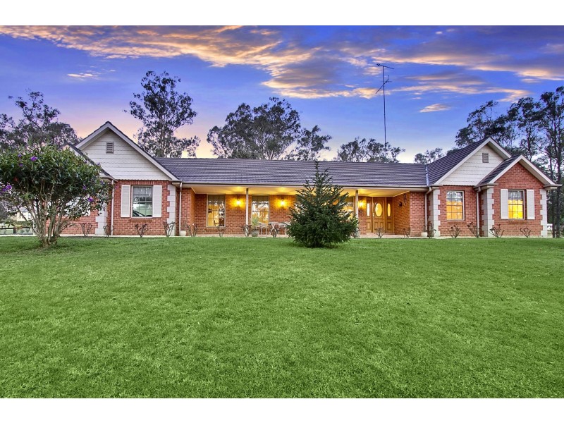 8 Belmont Grove, Grose Vale NSW 2753