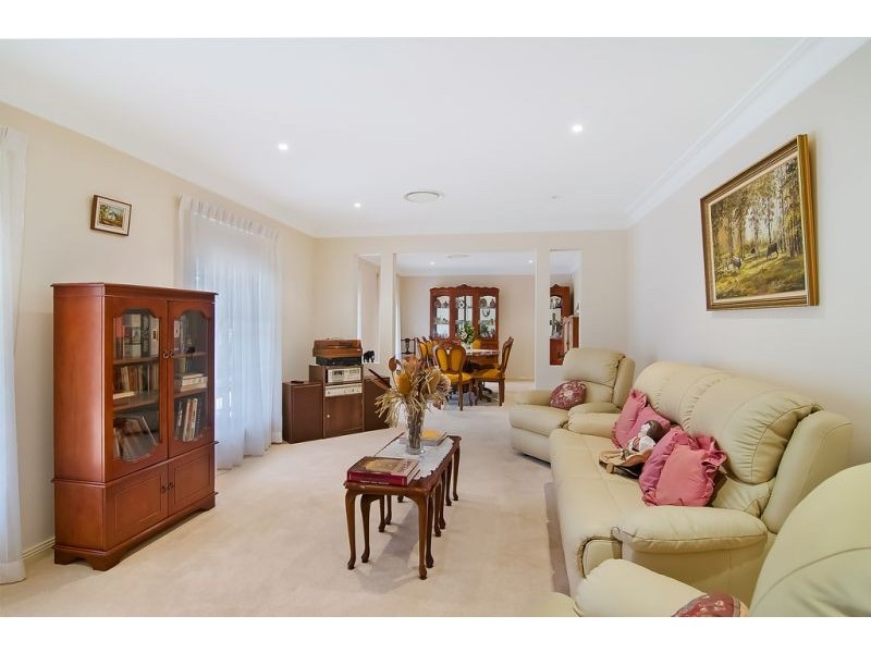8 Belmont Grove, Grose Vale NSW 2753