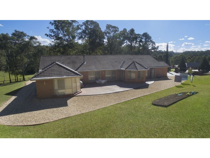 8 Belmont Grove, Grose Vale NSW 2753