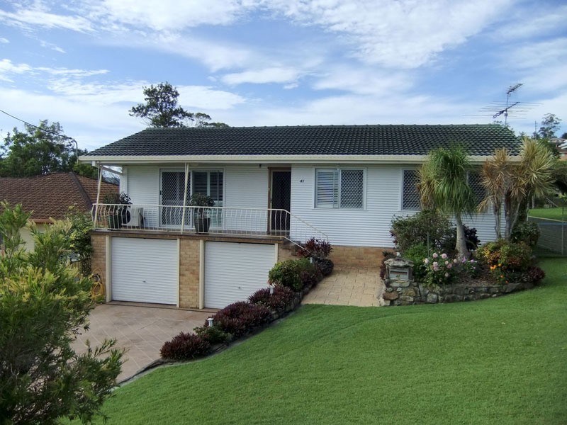 41 Taloumbi Street, Maclean NSW 2463