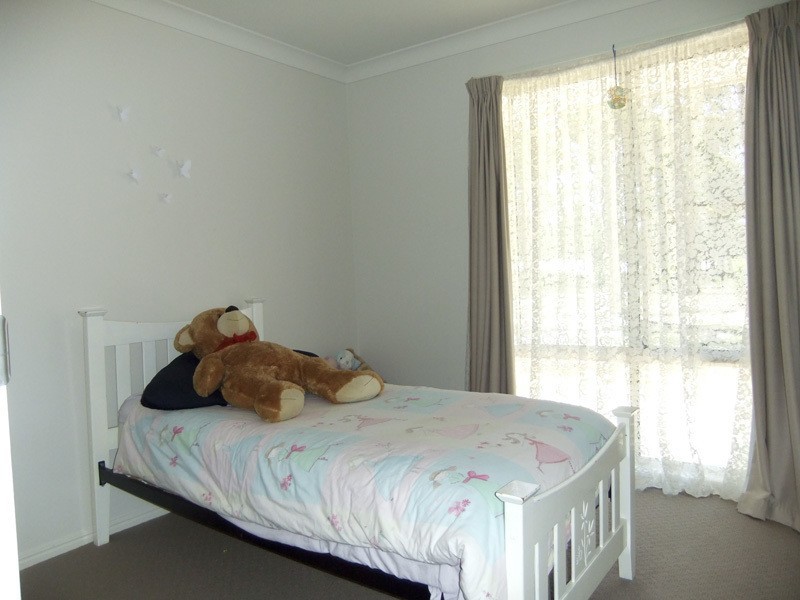 16 Robin Place, Gulmarrad NSW 2463