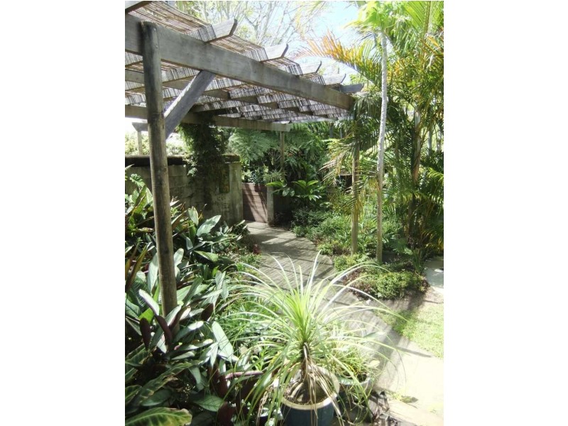 4 McNaughton Place, Maclean NSW 2463