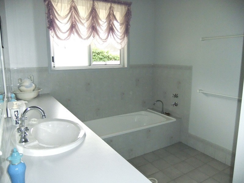 8 Amber Close, Townsend NSW 2463