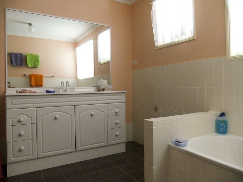 22 Clyde Essex Drive, Gulmarrad NSW 2463