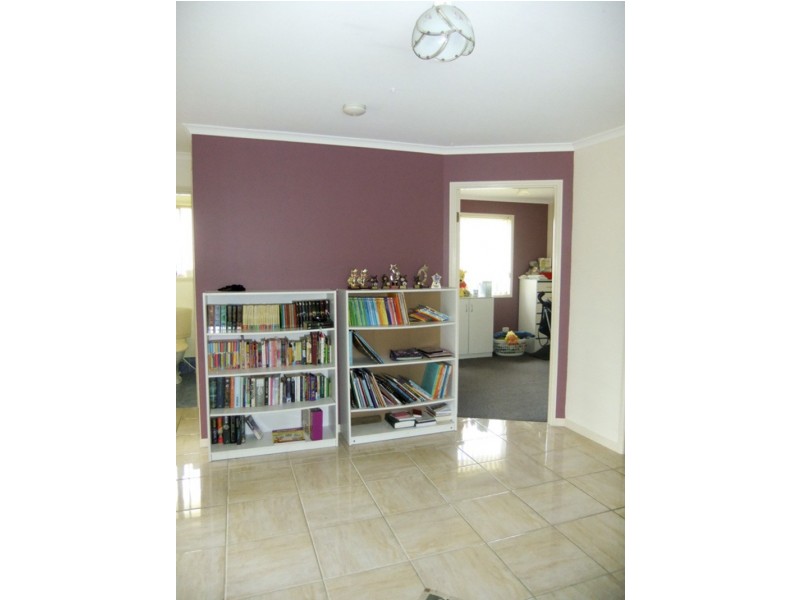 5  Anzac Place, Gulmarrad NSW 2463