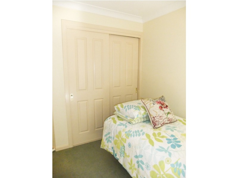 1 King Parrot Parade, Gulmarrad NSW 2463