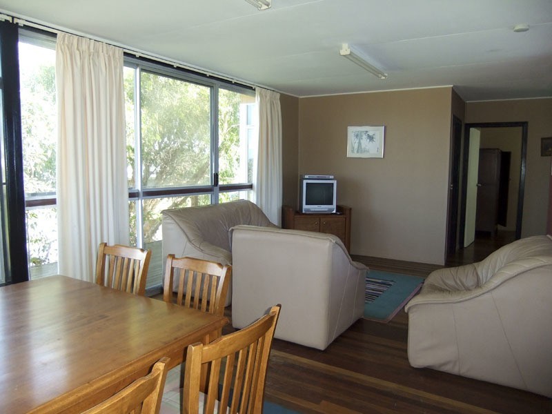 2 Heath Street, Brooms Head NSW 2463
