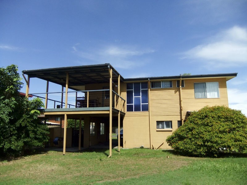 2 Heath Street, Brooms Head NSW 2463