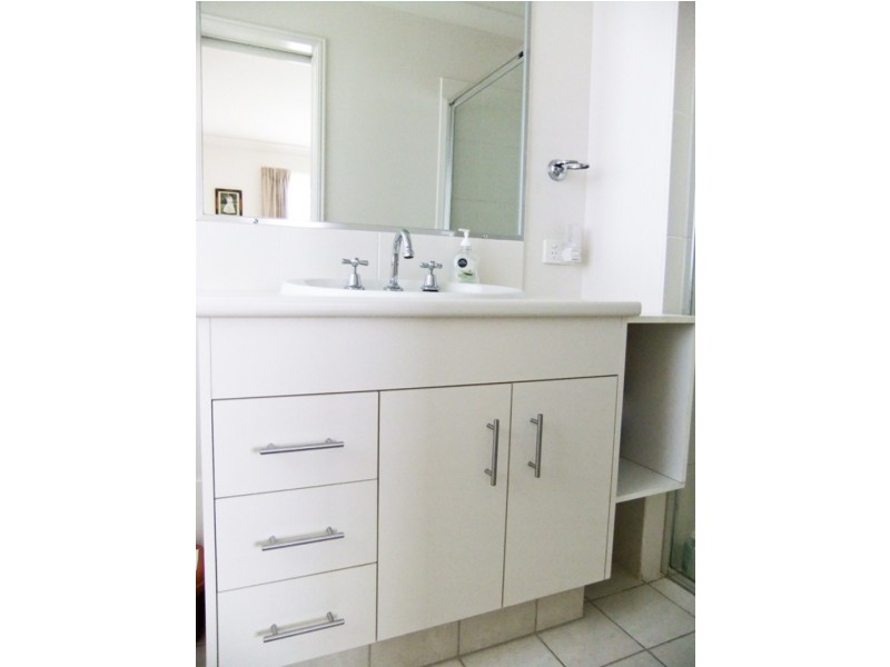 82  Clyde Essex Drive, Gulmarrad NSW 2463