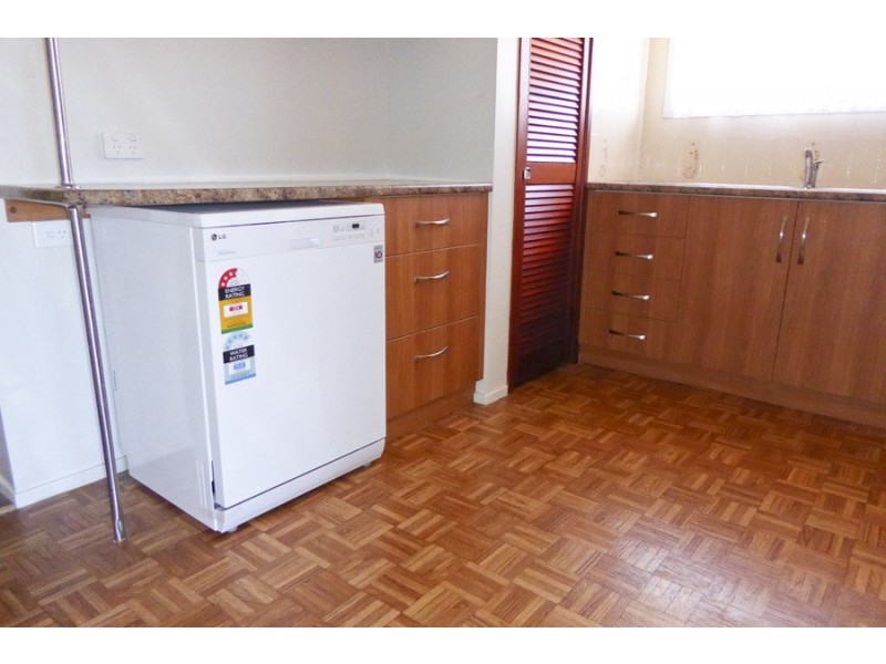 9 Iona Close, Maclean NSW 2463