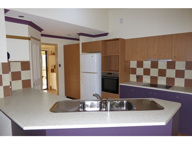 11 King Parrot Parade, Gulmarrad NSW 2463