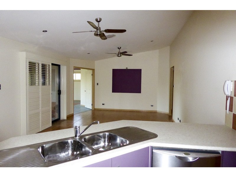 11 King Parrot Parade, Gulmarrad NSW 2463