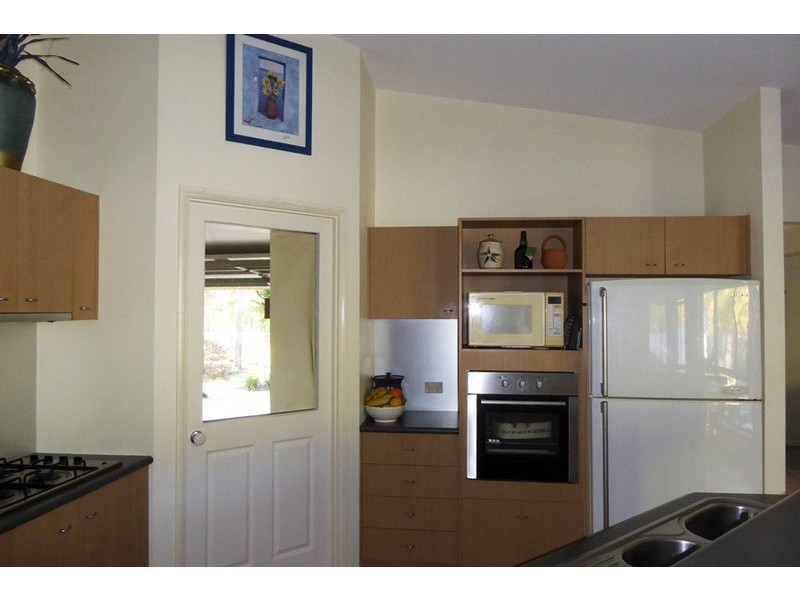 37  Clyde Essex  Drive, Gulmarrad NSW 2463