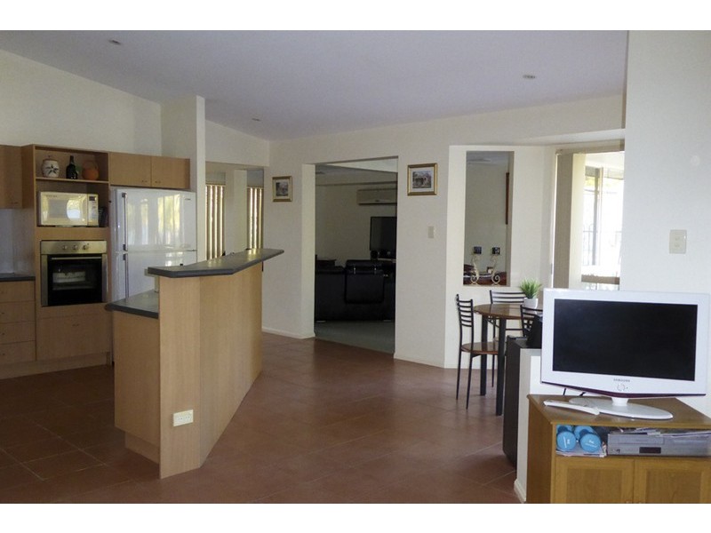 37  Clyde Essex  Drive, Gulmarrad NSW 2463