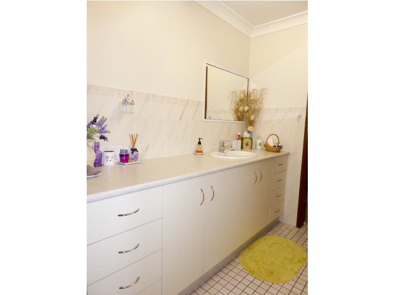 6 Major Mitchell Drive, Gulmarrad NSW 2463