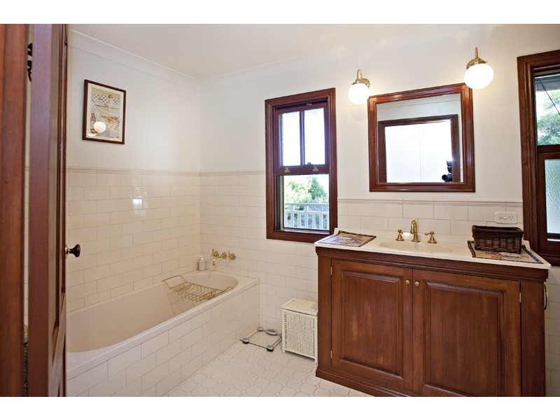 82 South Arm School Road, Woodford Island NSW 2463