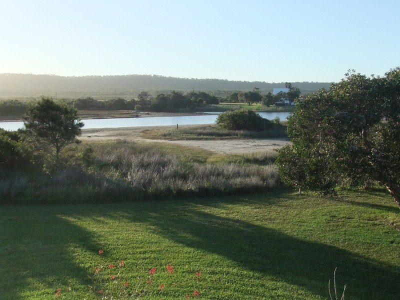 2 Honeysuckle Street, Brooms Head NSW 2463
