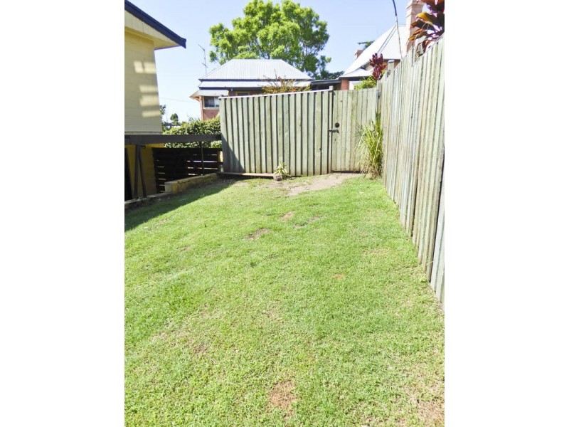 2/1A Cameron Street, Maclean NSW 2463