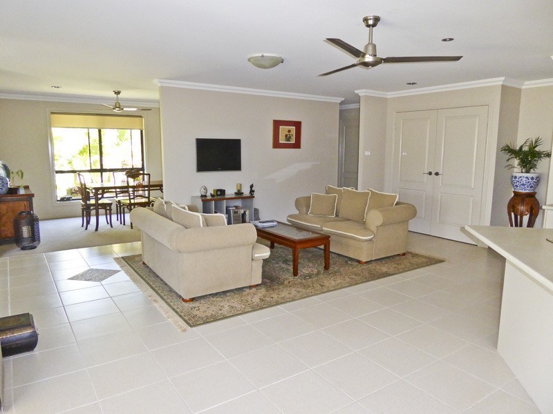 26 King Parrot Pde, Gulmarrad NSW 2463