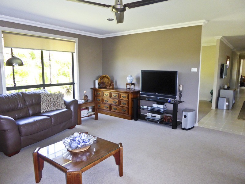 26 King Parrot Pde, Gulmarrad NSW 2463