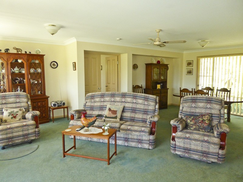 8 Blue Wren Close, Gulmarrad NSW 2463