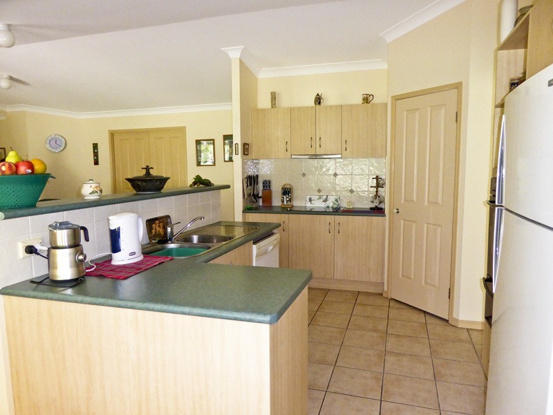 8 Blue Wren Close, Gulmarrad NSW 2463