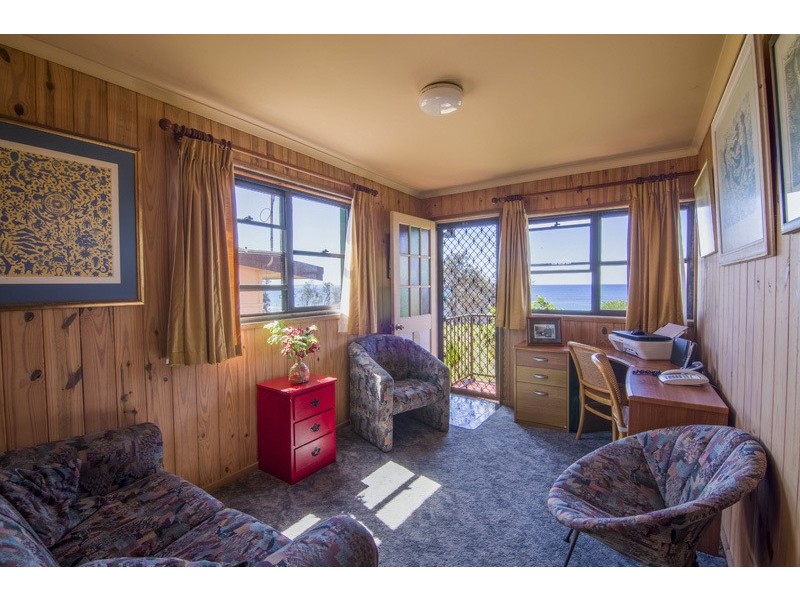 43 OCEAN ROAD, Brooms Head NSW 2463