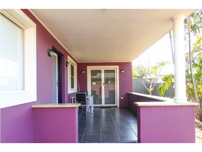 2/15B Shores Drive, Yamba NSW 2464
