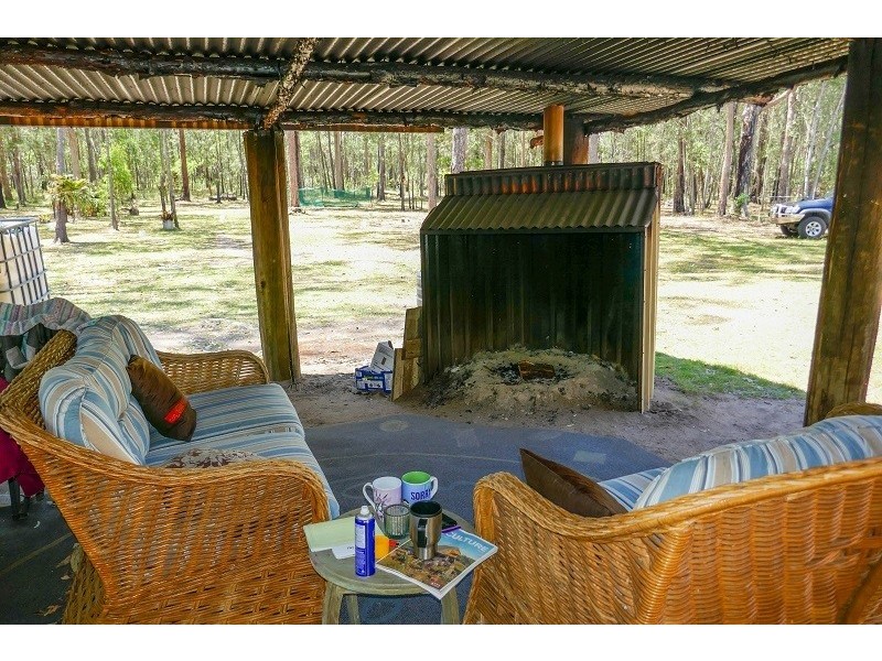 189  Loughmans Lane, Shark Creek NSW 2463