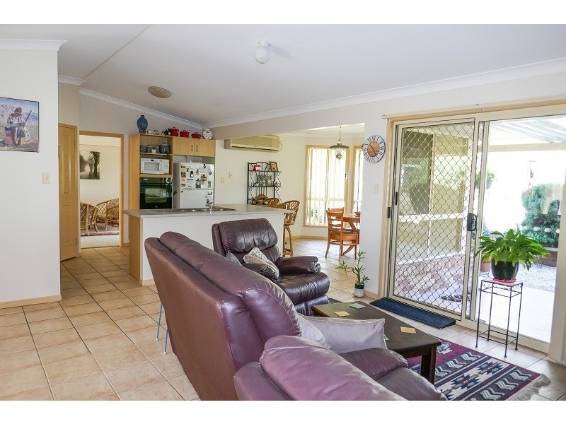 8 Blue Wren Close, Gulmarrad NSW 2463