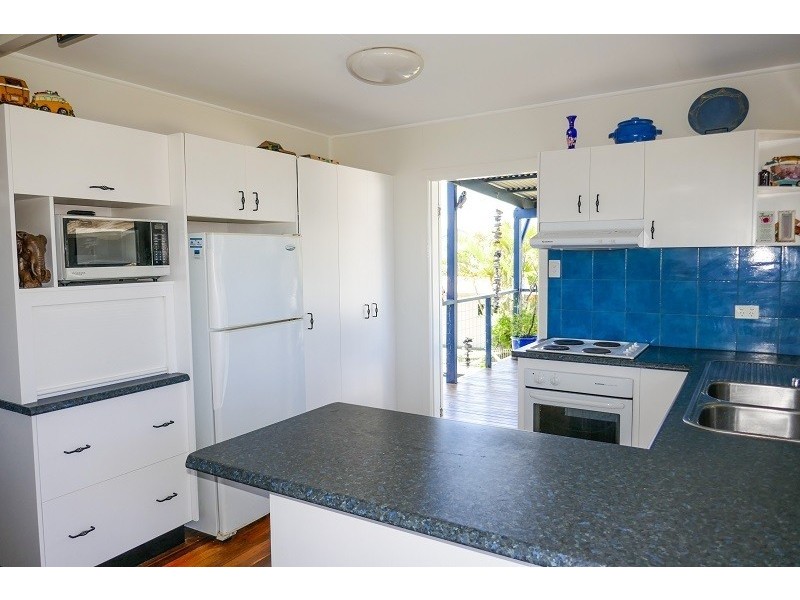 2 Heath Street, Brooms Head NSW 2463
