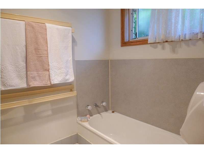 11 Plater Crescent, Townsend NSW 2463