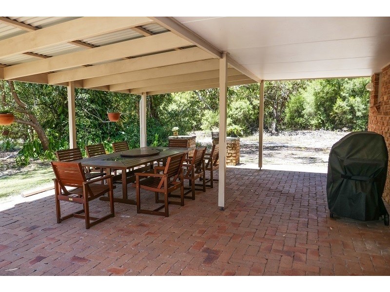 1035 Brooms Head Road, Taloumbi NSW 2463