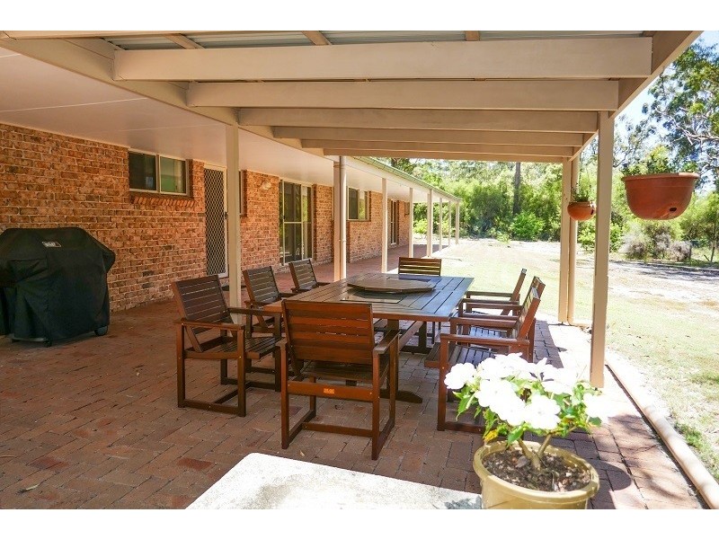 1035 Brooms Head Road, Taloumbi NSW 2463