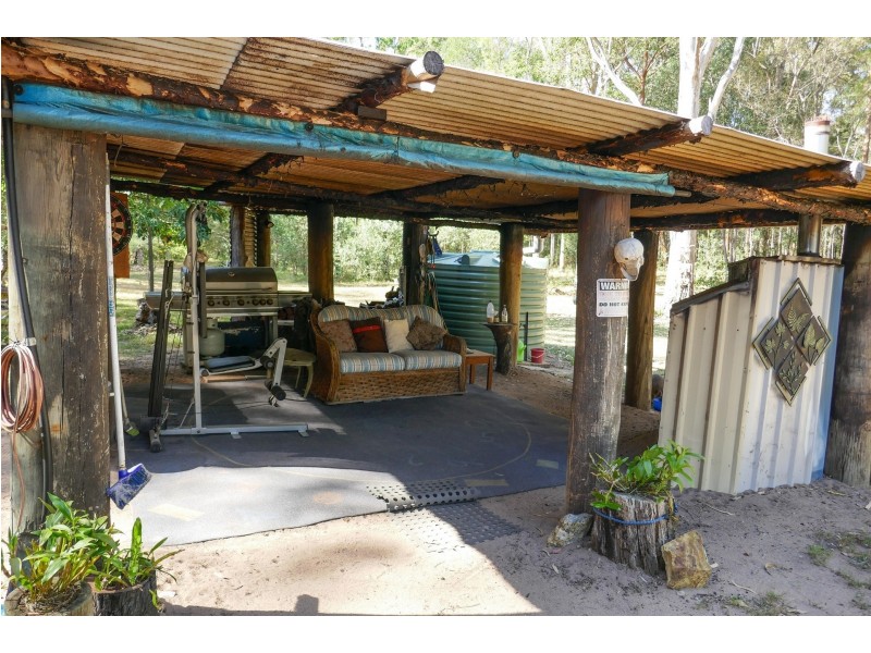 189 Loughmans Lane, Shark Creek NSW 2463