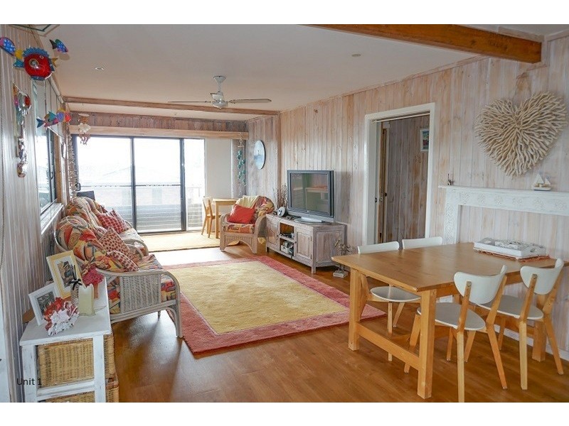 1/112 Ocean Road, Brooms Head NSW 2463