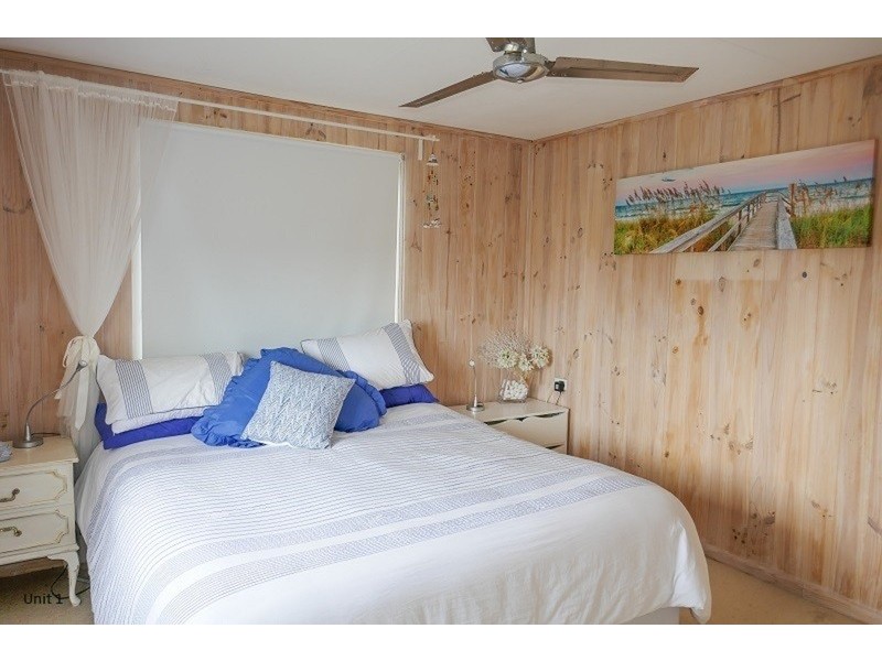 1/112 Ocean Road, Brooms Head NSW 2463