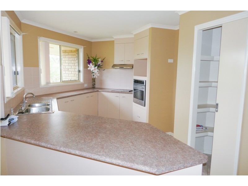 2 Quarrion Place, Gulmarrad NSW 2463