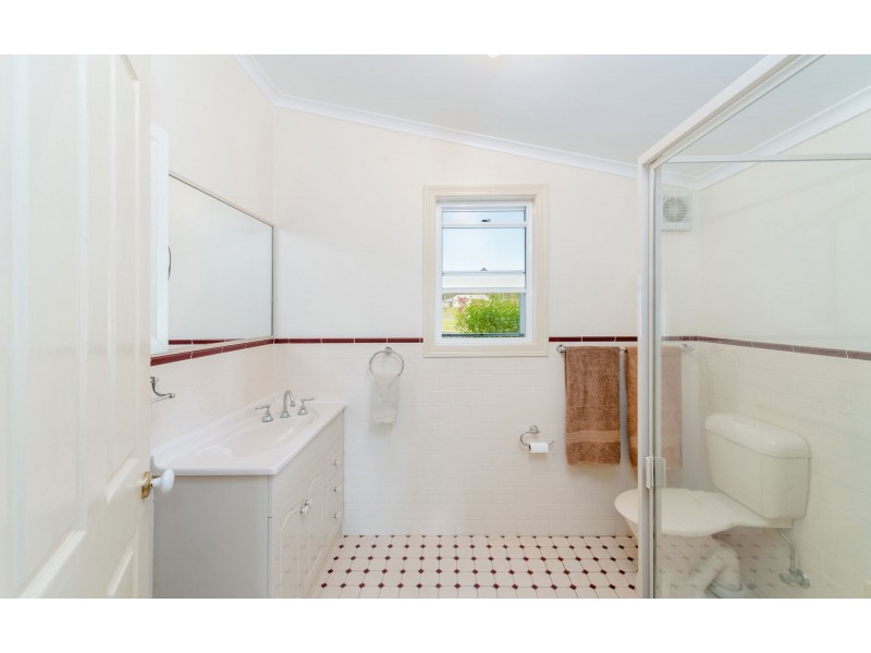 4 Clyde Essex Drive, Gulmarrad NSW 2463