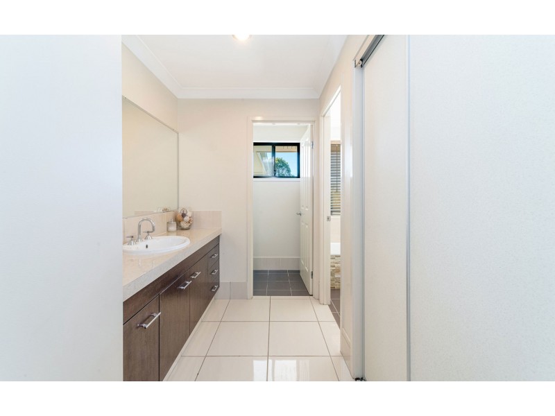 40 McKenzie Drive, Gulmarrad NSW 2463