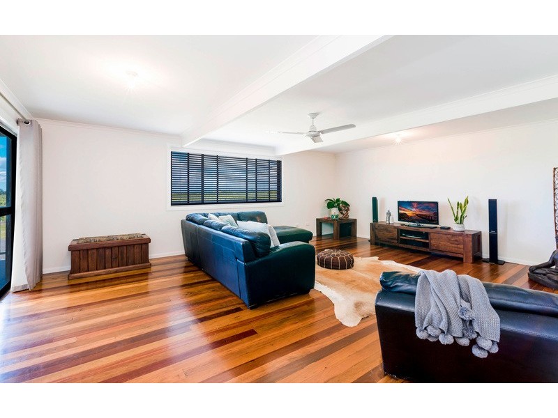 19 Yamba Street, Palmers Island NSW 2463