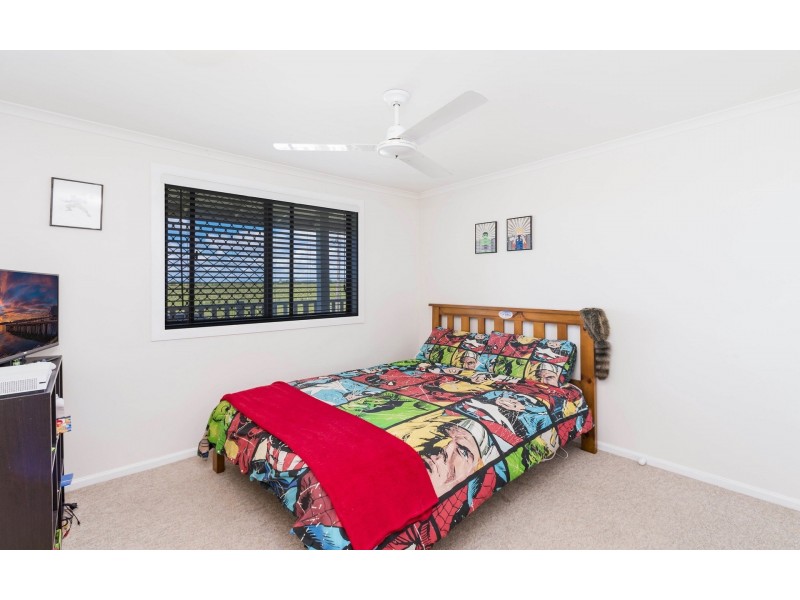 19 Yamba Street, Palmers Island NSW 2463