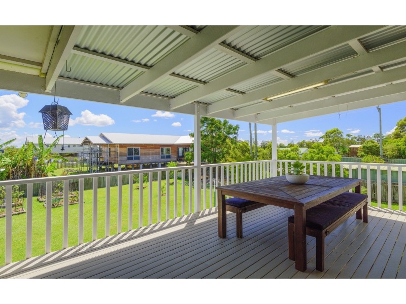 19 Yamba Street, Palmers Island NSW 2463