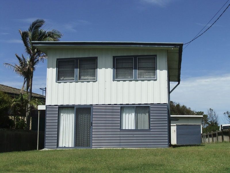 5A Lasiandra Street, Brooms Head NSW 2463