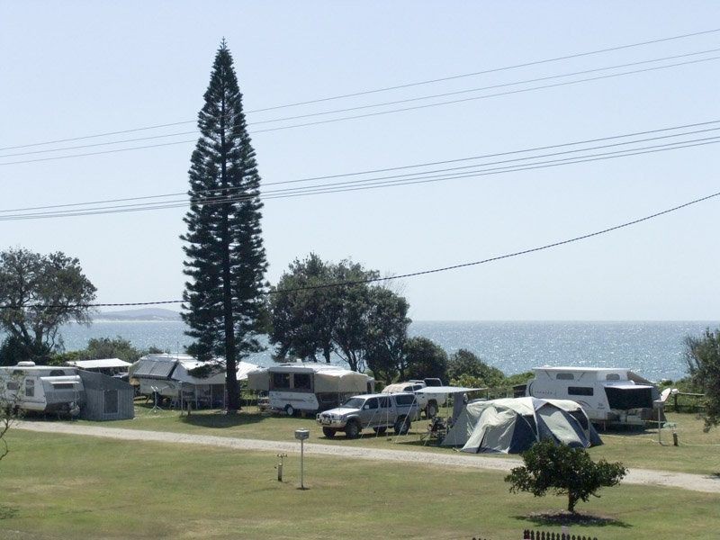 62 Ocean Street, Brooms Head NSW 2463