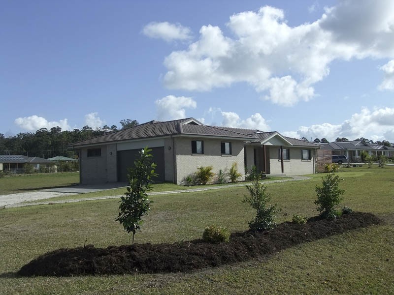 27 McKenzie Drive, Gulmarrad NSW 2463