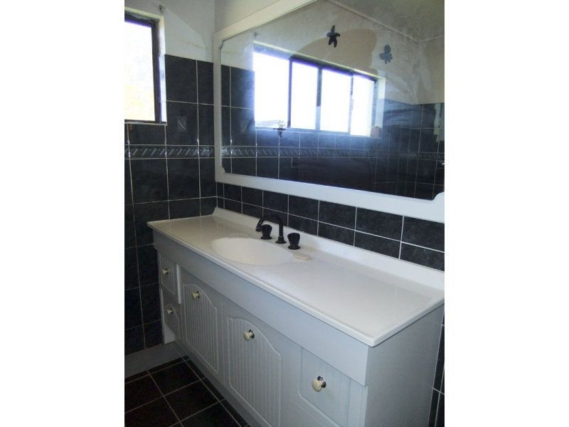 6 Cypress Street, Townsend NSW 2463
