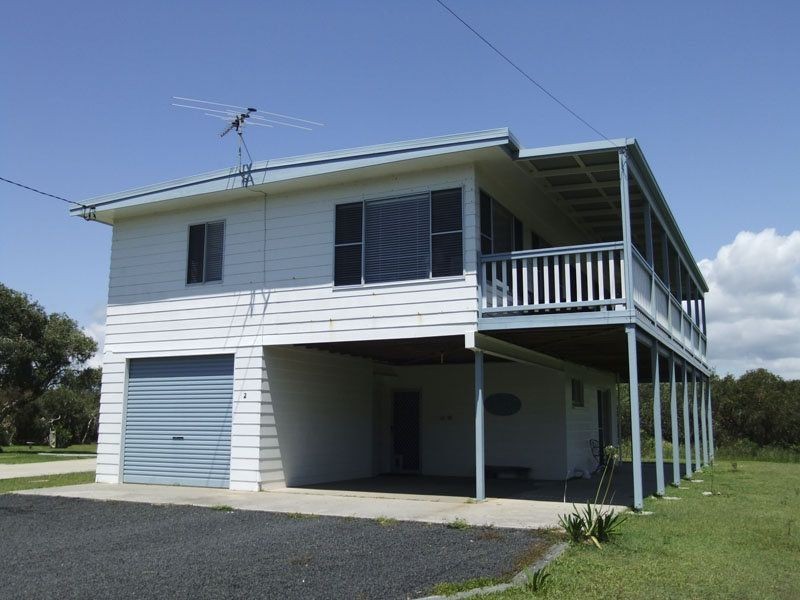 2 Honeysuckle Street, Brooms Head NSW 2463