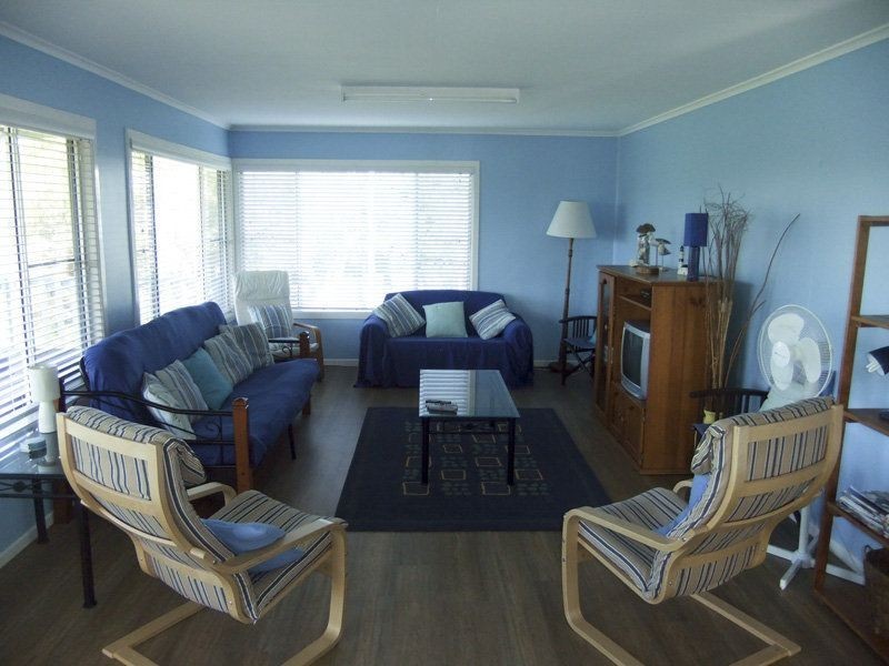 2 Honeysuckle Street, Brooms Head NSW 2463